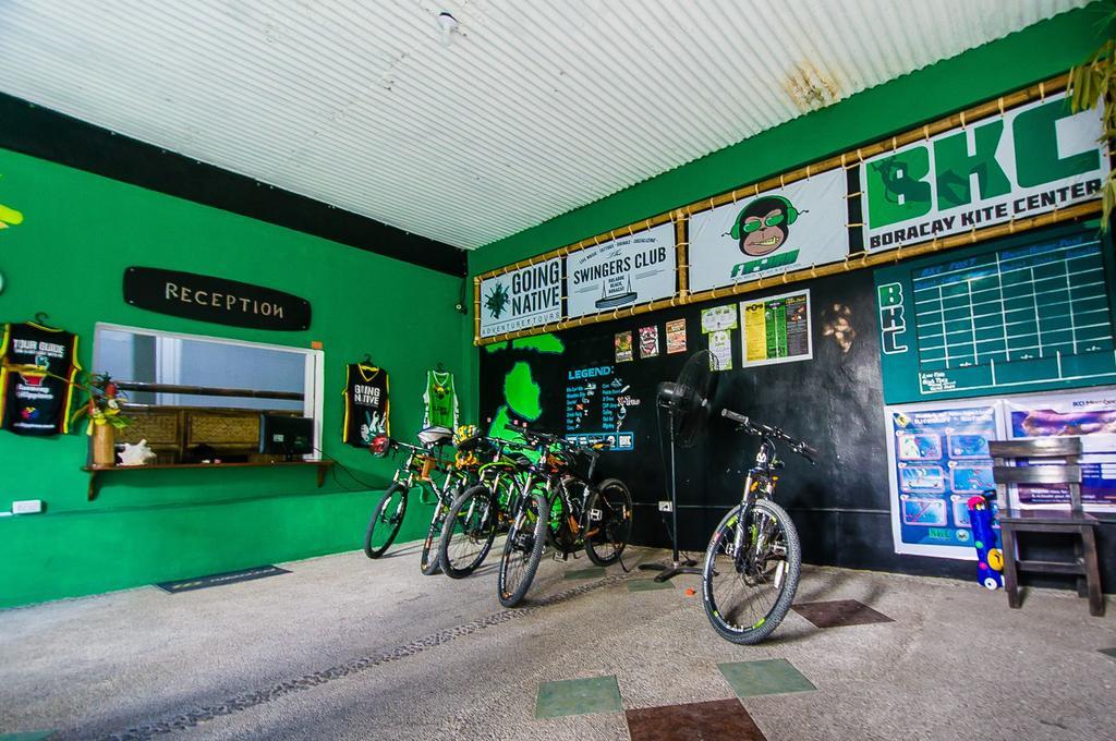 Jeepney Hostel And Kite Resort Balabag  外观 照片