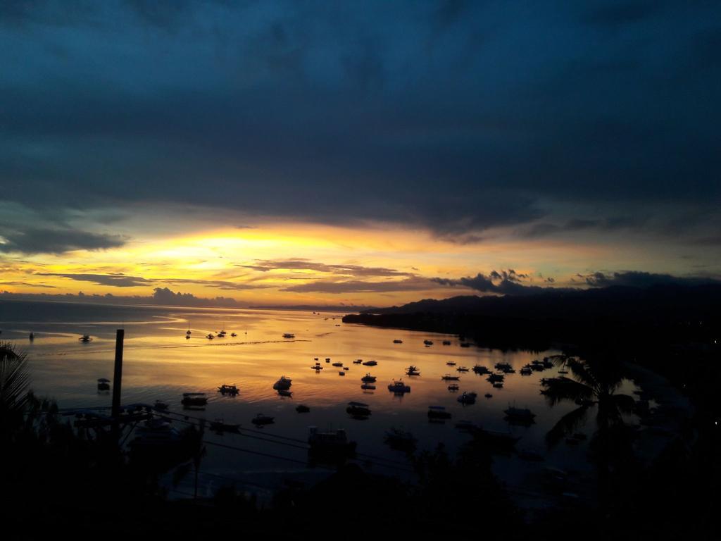 Jeepney Hostel And Kite Resort Balabag  外观 照片