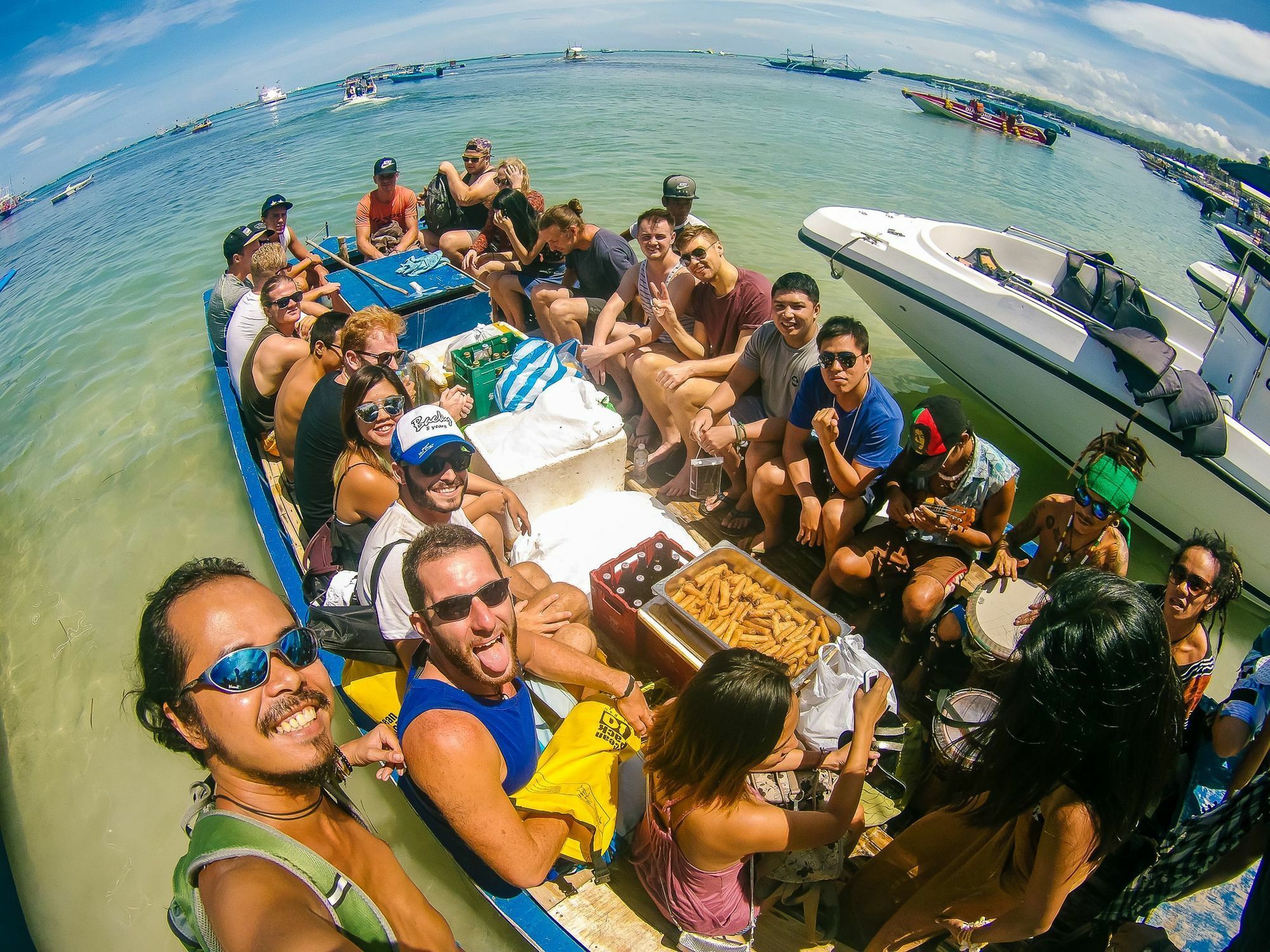 Jeepney Hostel And Kite Resort Balabag  外观 照片